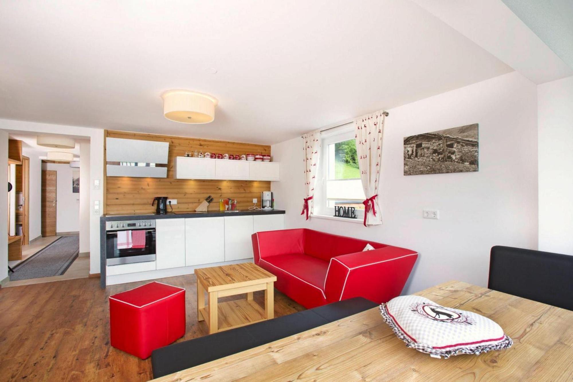 Apartment In Neukirchen With A Balcony Neukirchen am Großvenediger Esterno foto