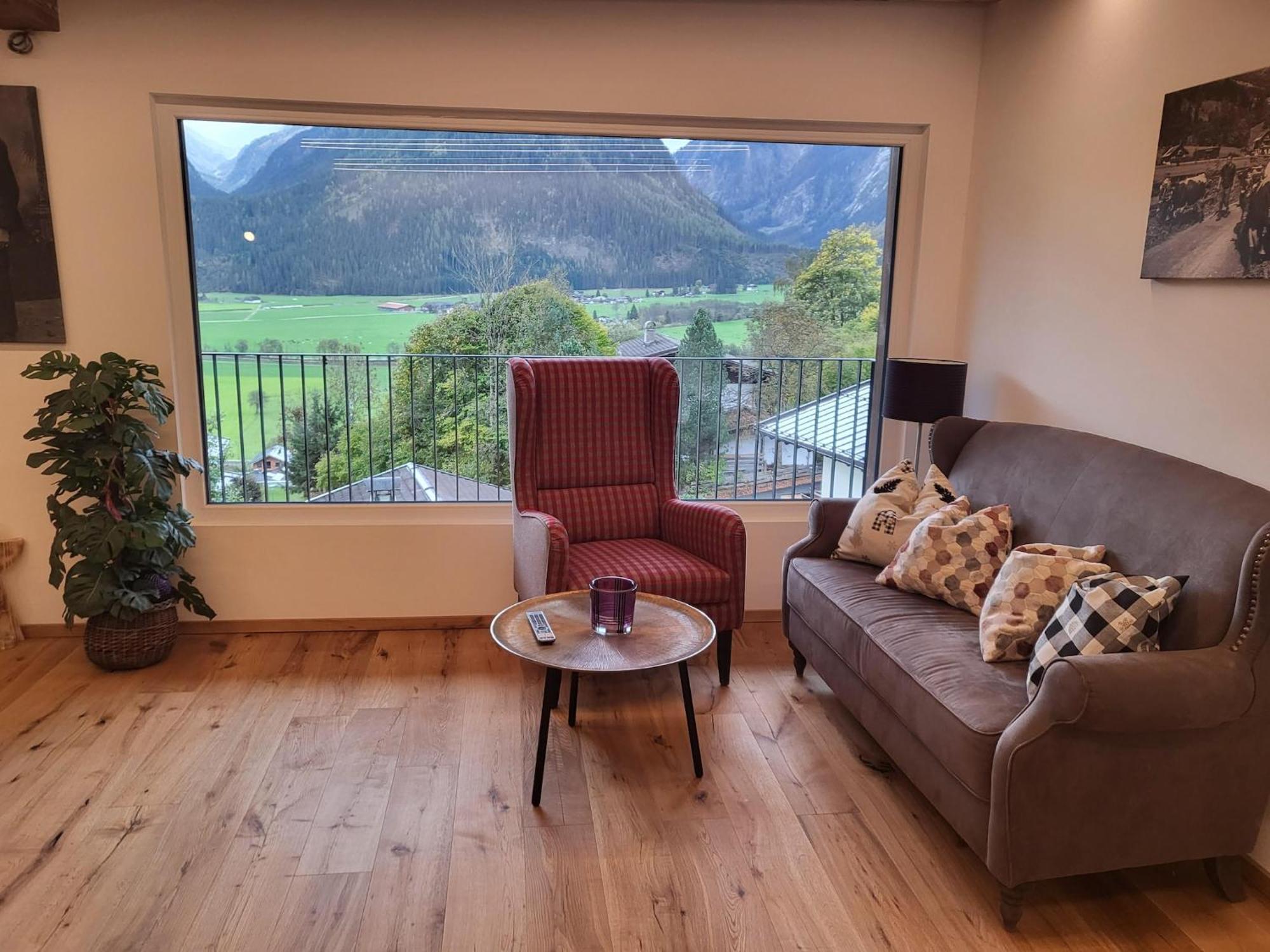 Apartment In Neukirchen With A Balcony Neukirchen am Großvenediger Esterno foto